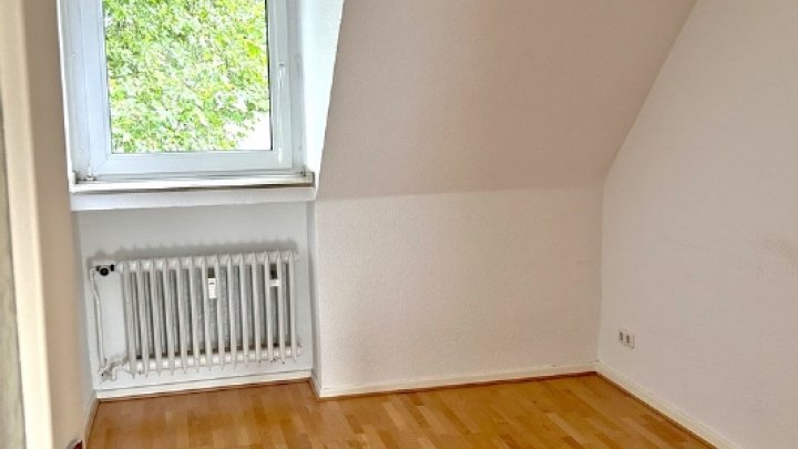 Stadthaus mit Garten, Eigentümer  Erdgeschoss Wohnung, 1.OG+2.OG vermietet